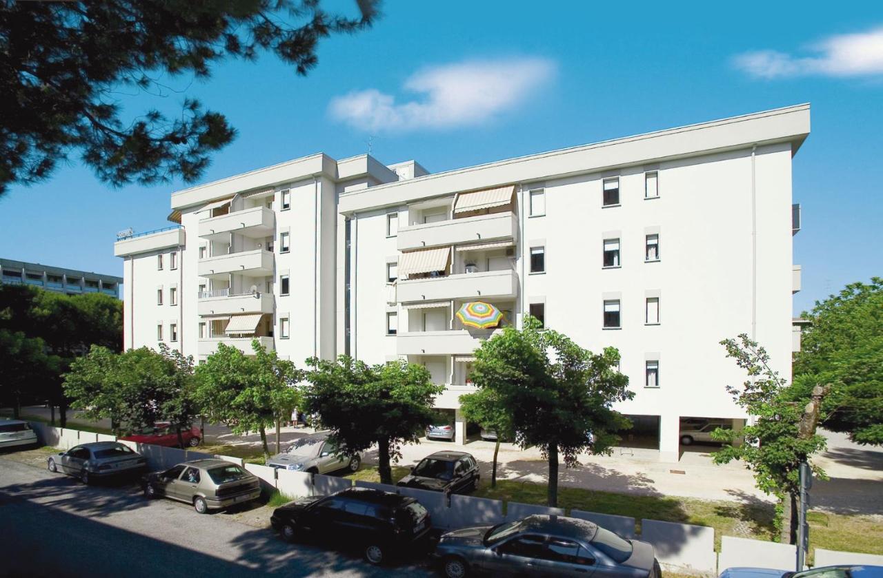 Appartamenti Nasse Bibione Kültér fotó